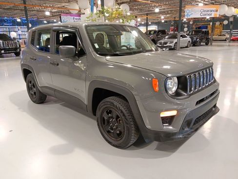Used 2020 Jeep Renegade Sport image 4