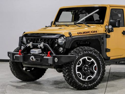 Used 2014 Jeep Wrangler Unlimited Rubicon image 12