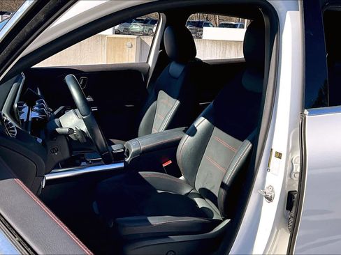 Used 2023 Mercedes-Benz GLA 250 4MATIC w/ AMG Line Exterior image 8