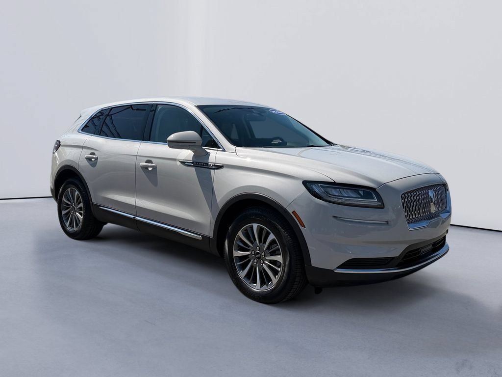 Used 2022 Lincoln Nautilus AWD w/ Premium Package image 1