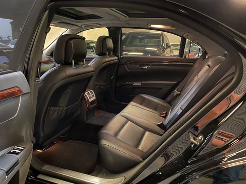 Used 2010 Mercedes-Benz S 550 4MATIC image 22
