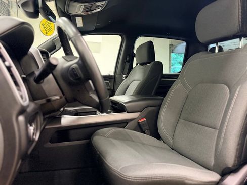 Used 2022 RAM 1500 Big Horn AWD/4WD image 12