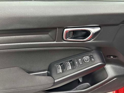 Used 2025 Honda Civic Sport image 15