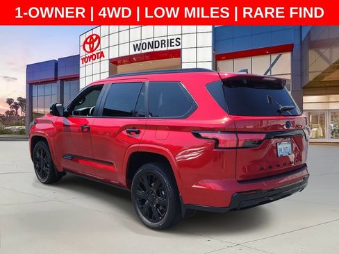 Used 2024 Toyota Sequoia Capstone AWD/4WD image 6