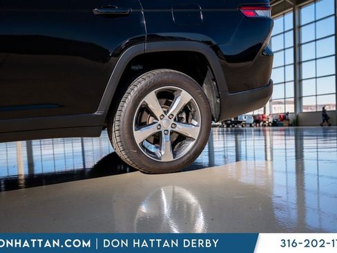 Used 2021 Jeep Grand Cherokee L Limited image 39