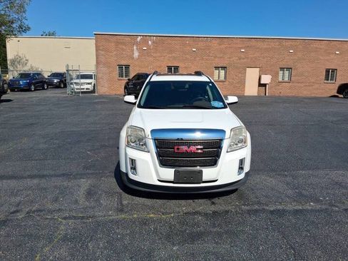Used 2015 GMC Terrain SLT w/ Open Road Package FWD image 2