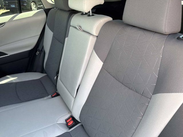 Used 2021 Toyota RAV4 XLE FWD image 14
