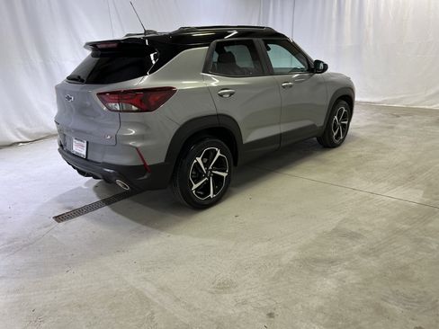 Certified 2023 Chevrolet TrailBlazer RS w/ Sun and Liftgate Package FWD image 11