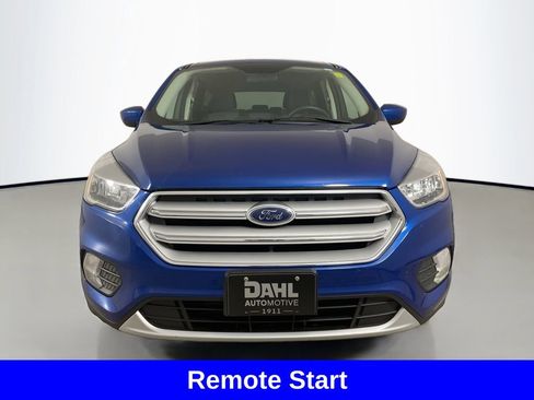 Used 2019 Ford Escape SE image 2