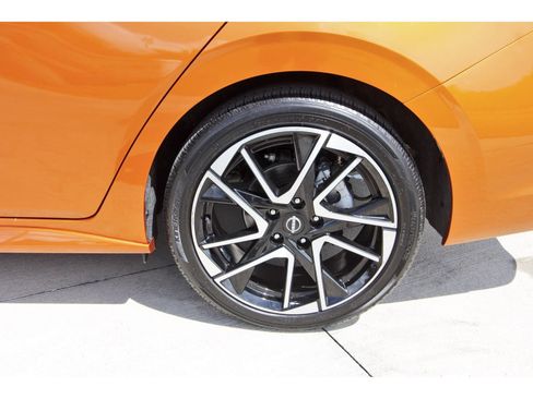 Certified 2024 Nissan Sentra SR w/ SR Premium Package FWD image 32