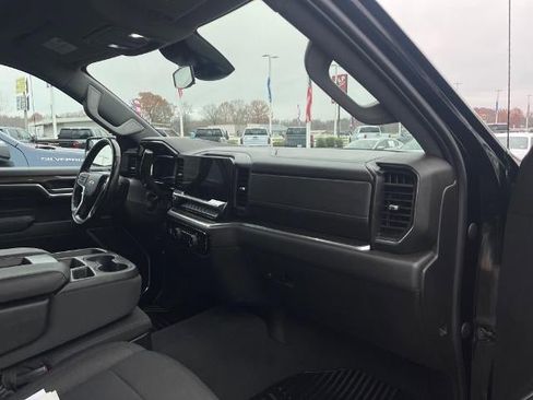 Used 2022 Chevrolet Silverado 1500 LT image 22