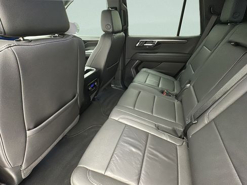 Used 2025 Chevrolet Tahoe LT AWD/4WD image 8
