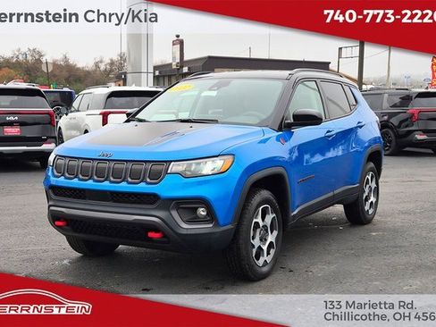 Used 2022 Jeep Compass Trailhawk image 3