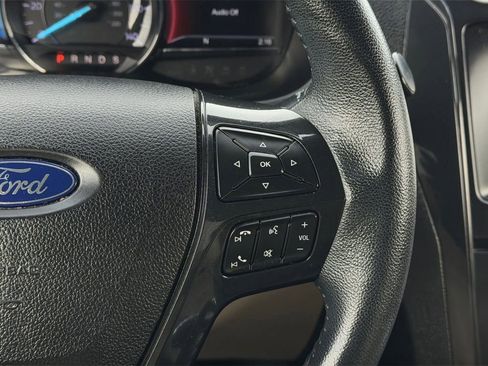 Used 2018 Ford Explorer XLT w/ Equipment Group 202A image 17