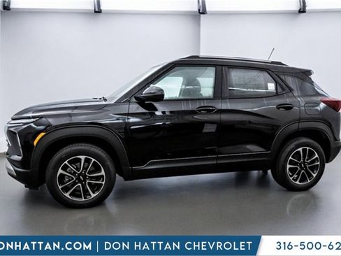 New 2026 Chevrolet TrailBlazer LT w/ Convenience Package image 2