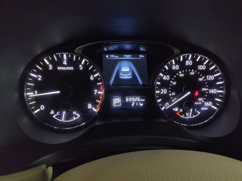 Used 2014 Nissan Pathfinder S image 23