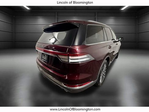 Certified 2022 Lincoln Aviator Reserve w/ Elements Package Plus AWD/4WD image 8