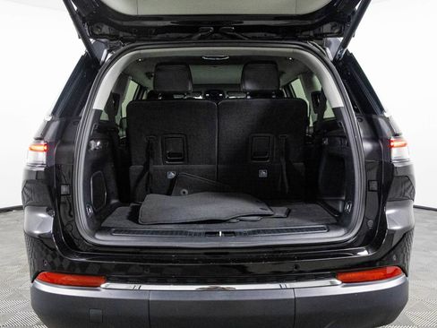 Used 2021 Jeep Grand Cherokee L Limited image 36