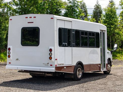 Used 2014 Ford E-450 and Econoline 450 Super Duty w/ Shuttle Bus Prep Package RWD image 7