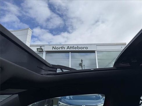 New 2026 Volkswagen Jetta GLI Autobahn FWD image 17