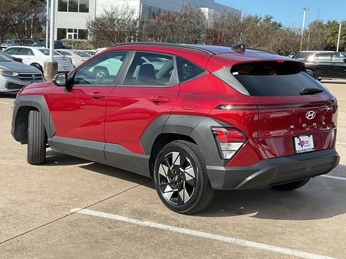 Used 2025 Hyundai Kona SEL image 7