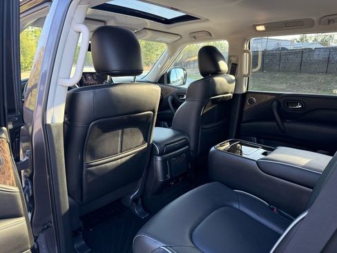 Used 2023 INFINITI QX80 Premium Select w/ Cargo Package image 32