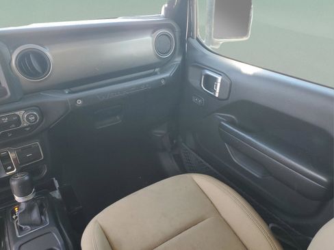 Certified 2020 Jeep Wrangler Sport image 12