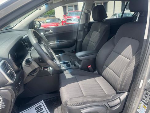 Used 2021 Kia Sportage LX FWD image 12