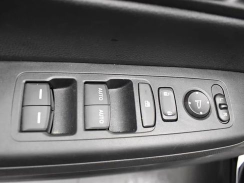 Used 2025 Honda CR-V EX image 22