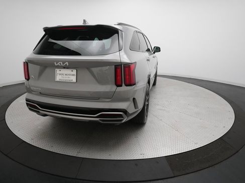 Certified 2023 Kia Sorento SX image 36