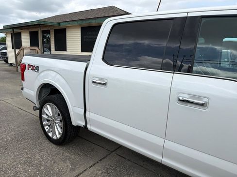 Used 2020 Ford F150 Platinum w/ Equipment Group 701A Luxury image 9