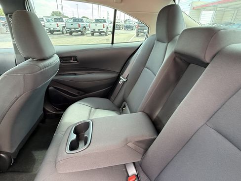 Certified 2025 Toyota Corolla LE FWD image 15