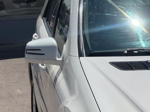 Used 2011 Mercedes-Benz ML 350 4MATIC image 24