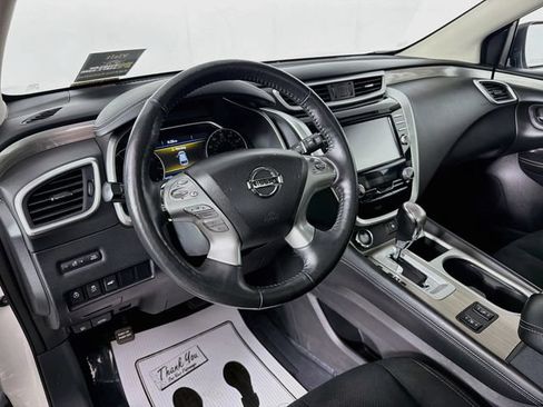 Used 2018 Nissan Murano SV AWD/4WD image 9