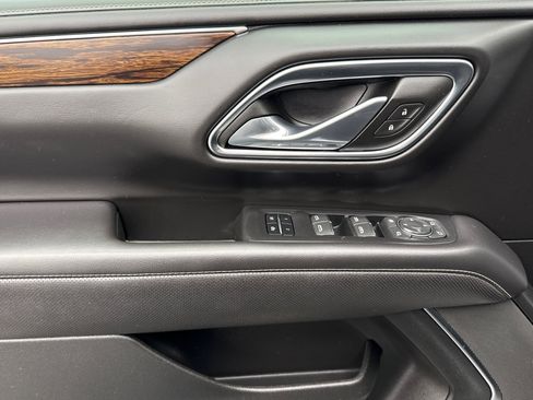 Used 2024 Chevrolet Tahoe Premier image 12