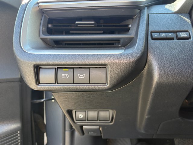Certified 2024 Toyota Prius LE FWD image 26