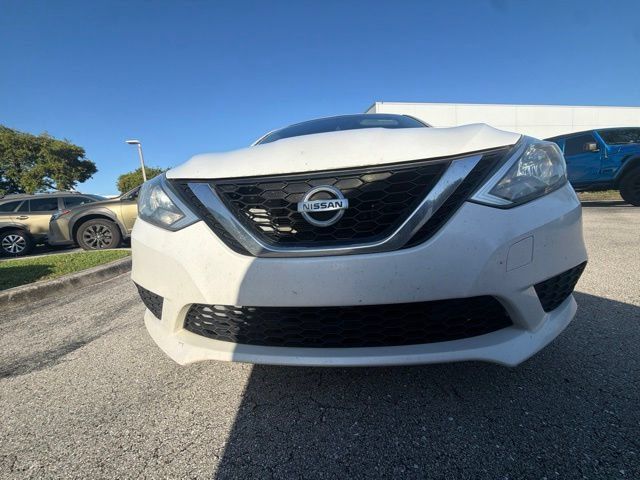 Used 2016 Nissan Sentra SV FWD image 6