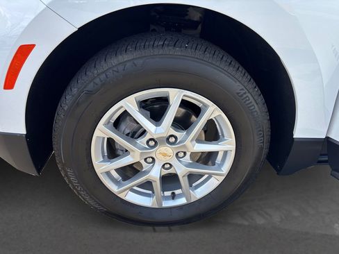 Used 2024 Chevrolet Equinox LT w/ LPO, Floor Liner Package AWD/4WD image 12