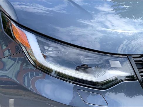 New 2026 Land Rover Discovery Dynamic SE AWD/4WD image 13