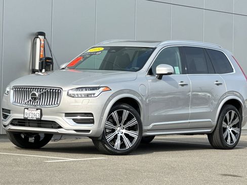 Certified 2025 Volvo XC90 T8 Ultra w/ Protection Package Premier image 1