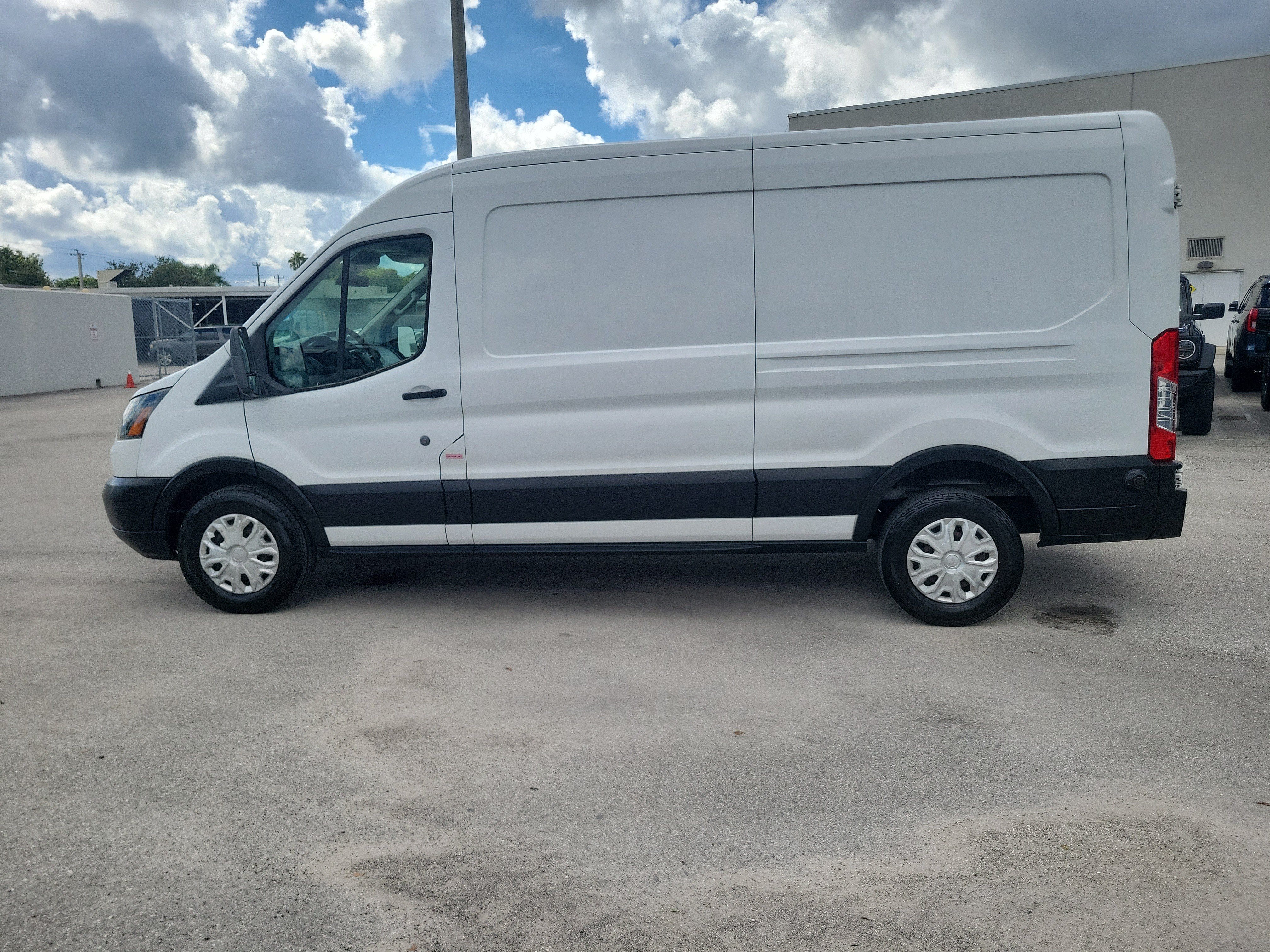 Used 2019 Ford Transit 250 148 Medium Roof w/ Interior Upgrade Package RWD image 8