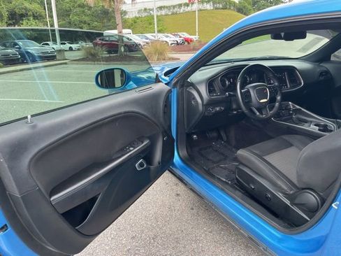 Used 2018 Dodge Challenger SXT w/ Blacktop Package RWD image 4