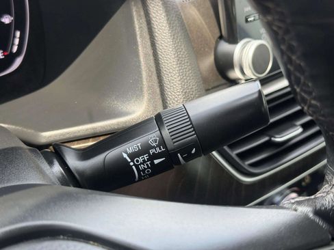 Used 2020 Honda Accord EX-L image 34