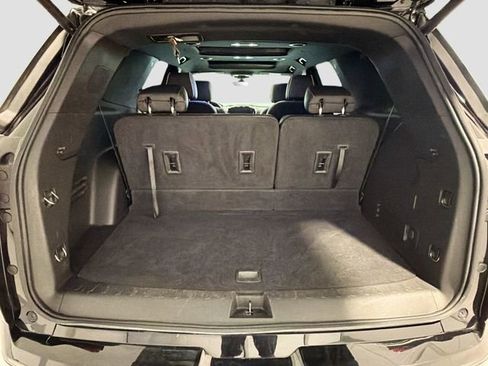 Used 2023 Chevrolet Traverse Premier w/ Redline Edition AWD/4WD image 24