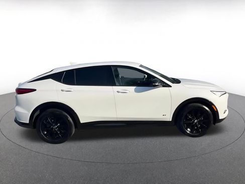 Used 2025 Buick Envista Sport Touring image 16