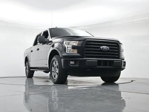 Used 2016 Ford F150 XLT w/ Equipment Group 302A Luxury image 32