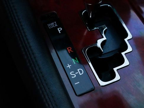 Used 2008 Lexus LS 460 image 39