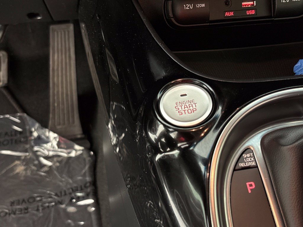 Used 2019 Kia Soul + w/ Audio Package FWD image 30