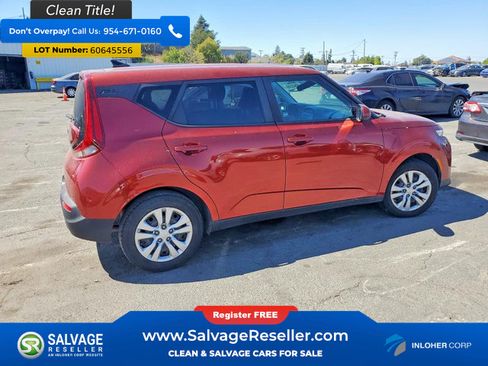 Used 2020 Kia Soul LX FWD image 4