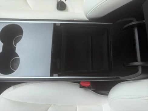 Used 2022 Tesla Model 3 Performance AWD/4WD image 22